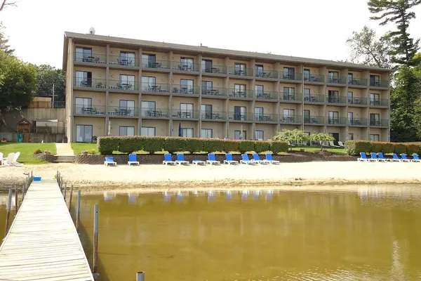 Photo 1 - Beachfront Hotel