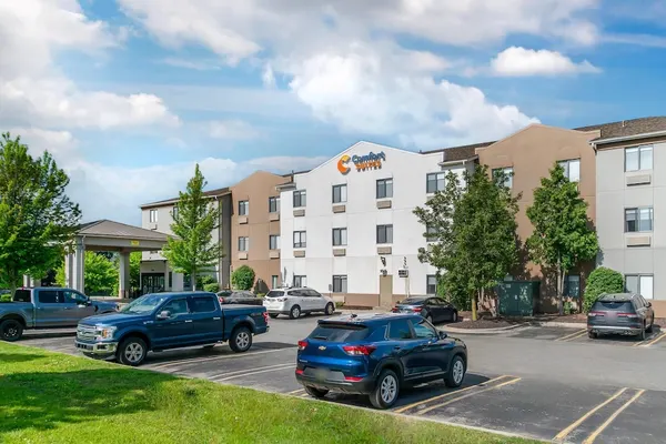 Photo 1 - Comfort Suites Auburn Hills-Detroit