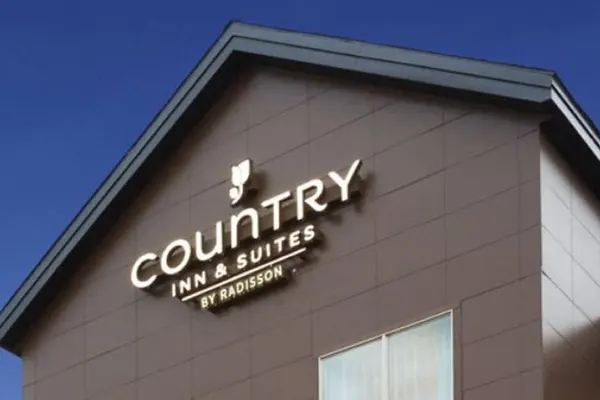 Photo 1 - Country Inn & Suites by Radisson, York, PA