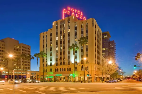 Photo 1 - Hotel De Anza