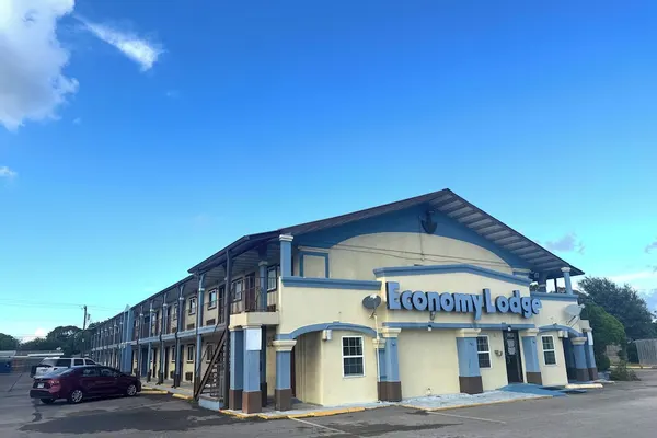 Photo 1 - Economy Lodge by Hotel O Texas City