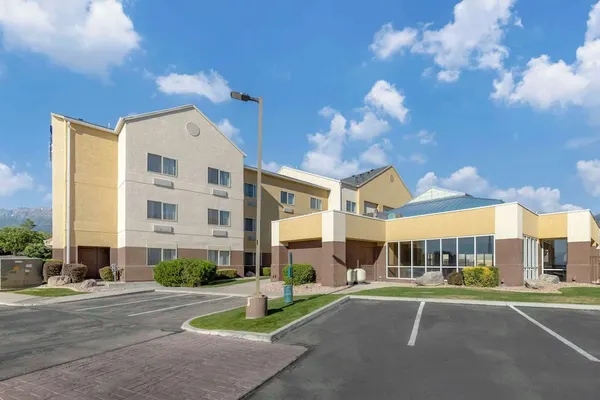 Photo 1 - Comfort Inn & Suites Orem - Provo