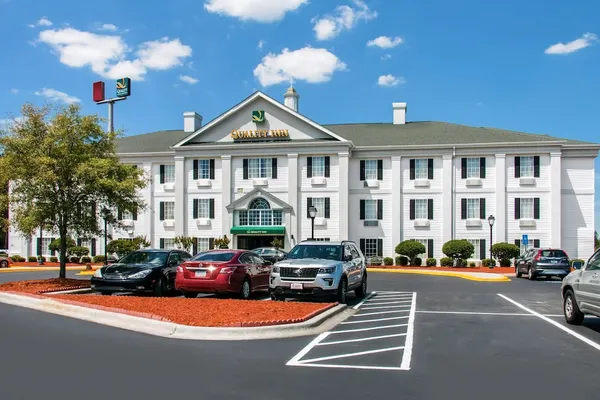 Photo 1 - Quality Inn Pooler - Savannah I-95