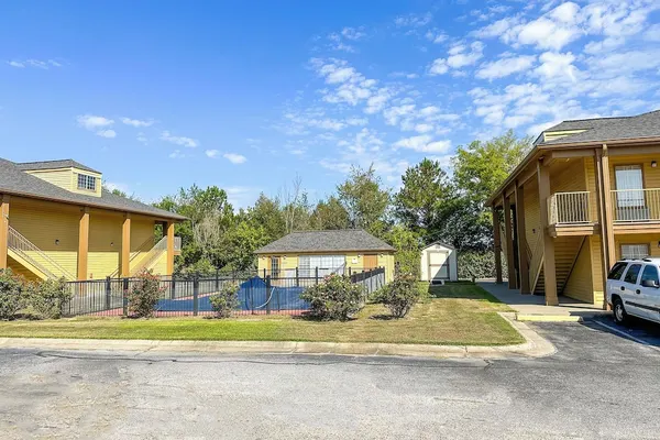 Photo 1 - Bonita Lakes Inn by Capital O Meridian I20