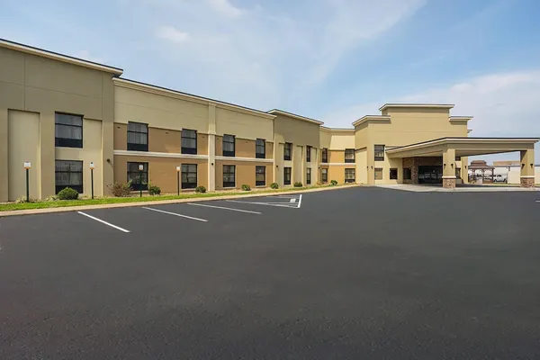 Photo 1 - Clarion Inn & Suites Evansville Eastland Area