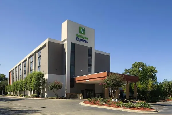 Photo 1 - Holiday Inn Express Tallahassee - I-10 E, an IHG Hotel