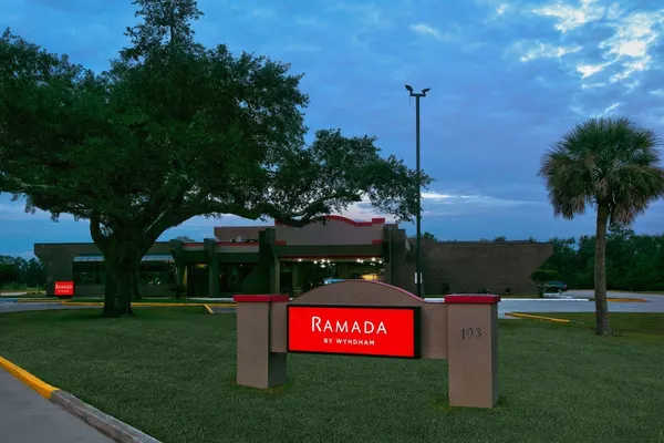 Photo 1 - Ramada by Wyndham Diamondhead I-10/Gulfport
