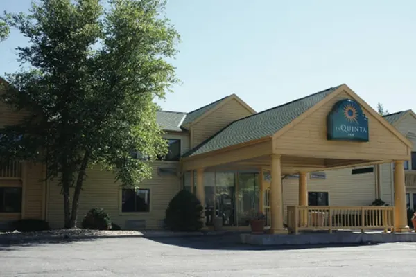 Photo 1 - La Quinta Inn by Wyndham Omaha Southwest