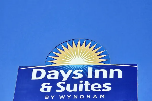 Photo 1 - Days Inn by Wyndham Rolla