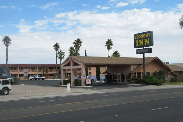 Photo 1 - Economy Inn Barstow