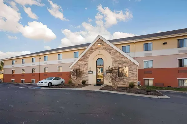 Photo 1 - Suburban Studios Brentwood – Nashville