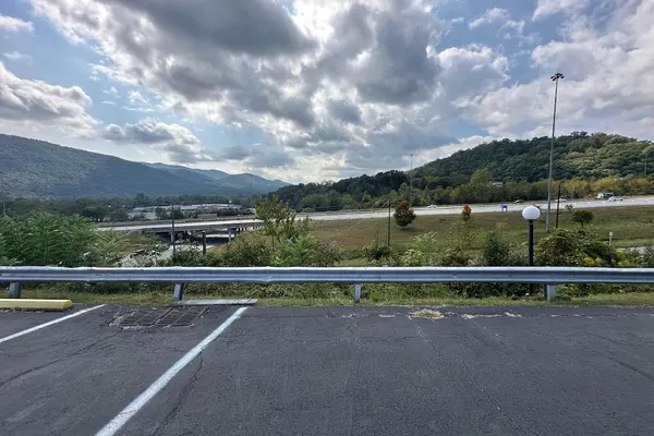 Photo 1 - Hotel Red Rose by Townhouse Covington I-64