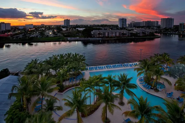 Photo 1 - Doubletree Resort by Hilton Hollywood Beach