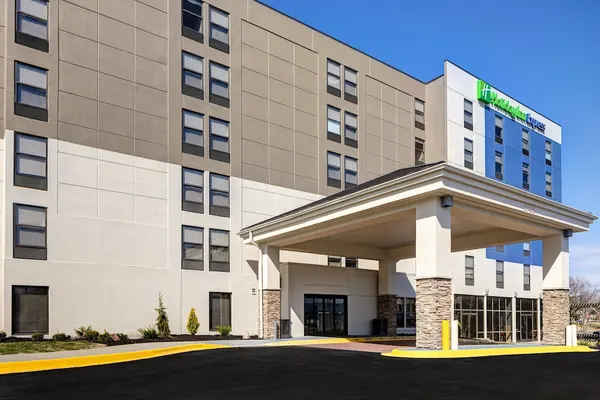 Photo 1 - Holiday Inn Express & Suites Central Omaha, an IHG Hotel