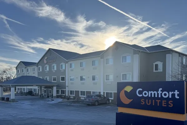 Photo 1 - Comfort Suites Omaha Northwest