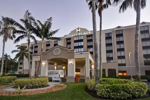 Photo 1 - Hyatt Place Miami Airport West/Doral