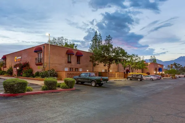 Photo 1 - Comfort Suites Tucson near Sabino Canyon