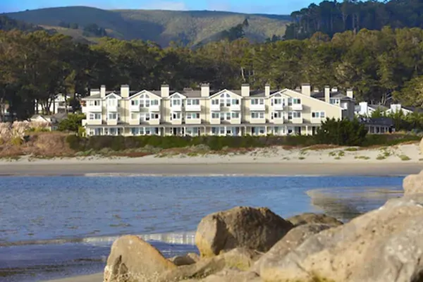 Photo 1 - The Beach House Hotel Half Moon Bay