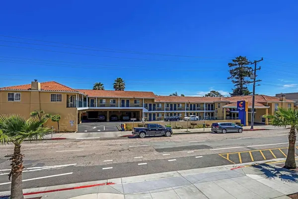 Photo 1 - Comfort Inn Beach/Boardwalk Area