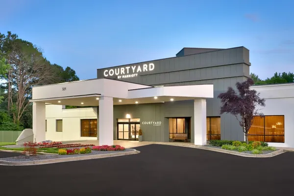 Photo 1 - Courtyard by Marriott Charlotte Airport/Billy Graham Parkway