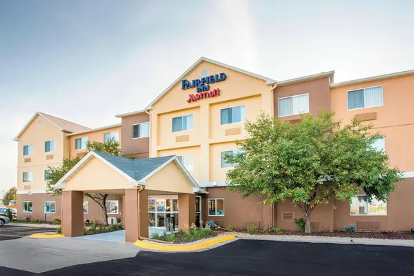 Photo 1 - Fairfield Inn & Suites Peru