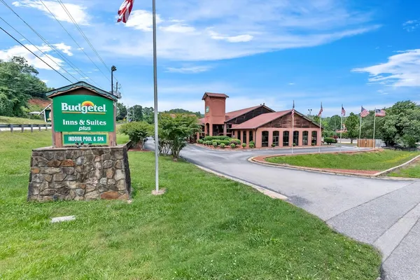 Photo 1 - Econo Lodge