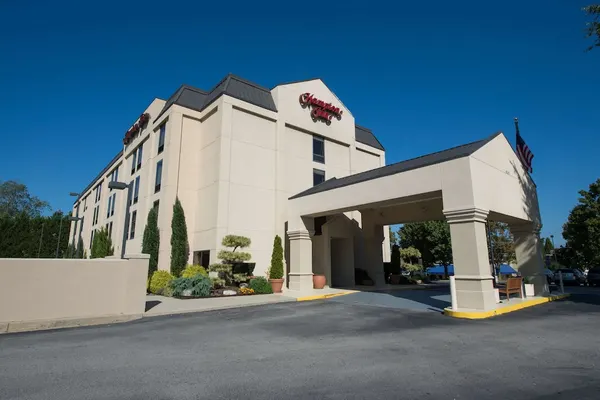 Photo 1 - Hampton Inn Gainesville