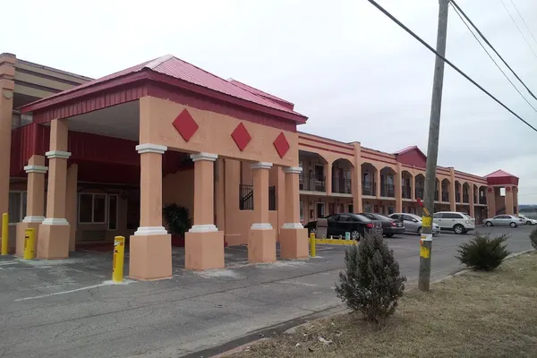 Photo 1 - Garden Inn & Extended Stay Shepherdsville / Louisville