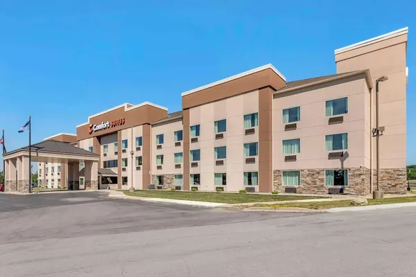 Photo 1 - Comfort Suites Fort Wayne - Southwest