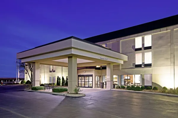 Photo 1 - Hampton Inn Elizabethtown KY