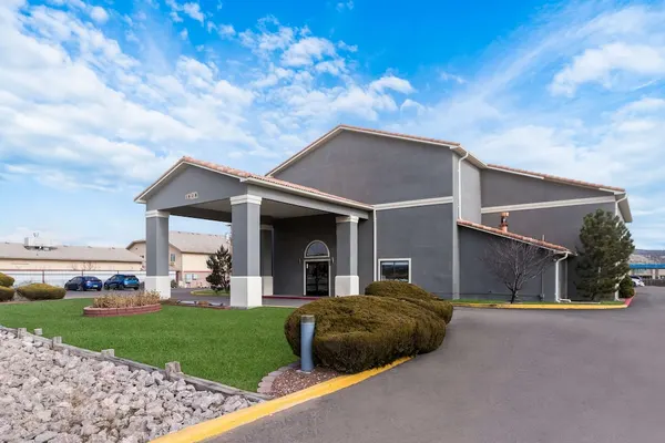 Photo 1 - SureStay Hotel by Best Western Grants