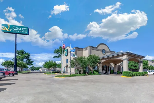 Photo 1 - Quality Inn & Suites Durant