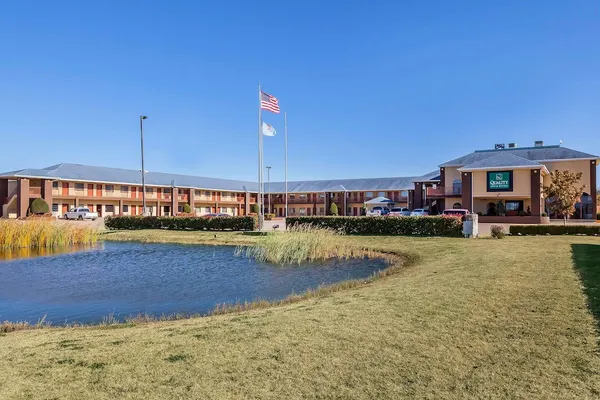 Photo 1 - Quality Inn & Suites Owasso US-169