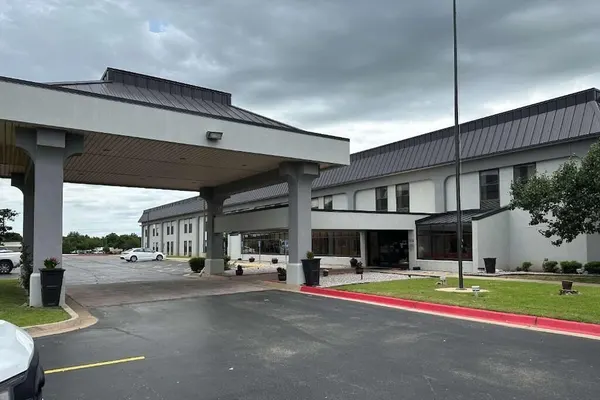 Photo 1 - Quality Inn - Norman near University