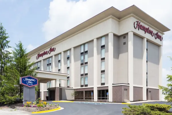 Photo 1 - Hampton Inn Somerset