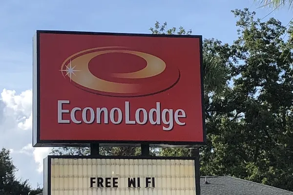 Photo 1 - Econo Lodge