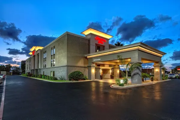 Photo 1 - Hampton Inn Houston Baytown