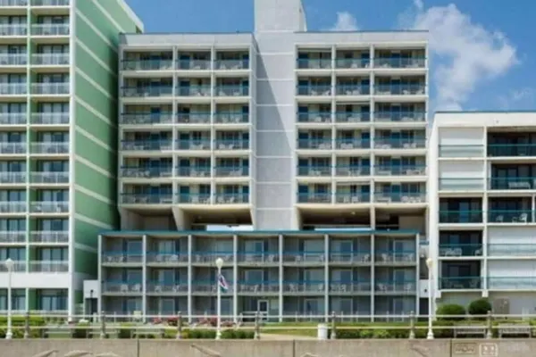 Photo 1 - Seaview Hotel