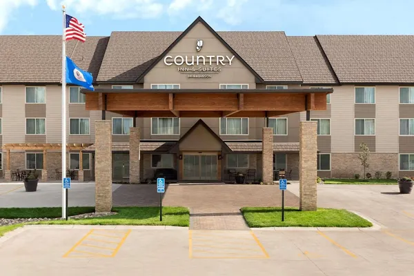 Photo 1 - Country Inn & Suites by Radisson, St. Cloud West, MN