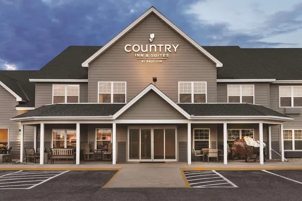 Photo 1 - Country Inn & Suites by Radisson, Buffalo, MN