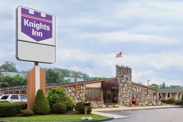 Photo 1 - Knights Inn Greensburg