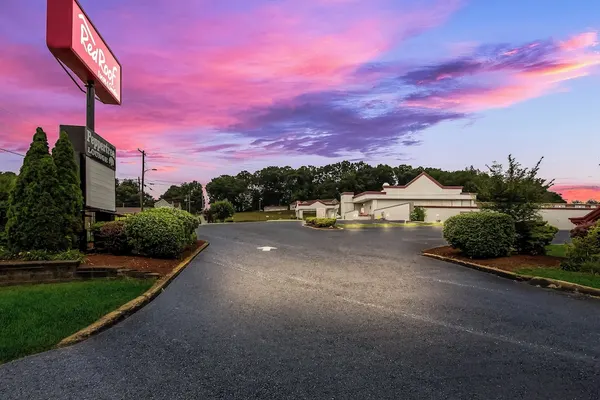 Photo 1 - Red Roof Inn New Stanton