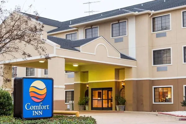 Photo 1 - Comfort Inn Shreveport I-49