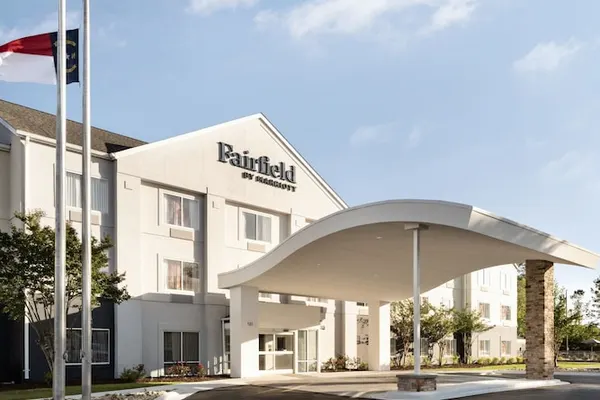 Photo 1 - Fairfield Inn & Suites by Marriott Jacksonville