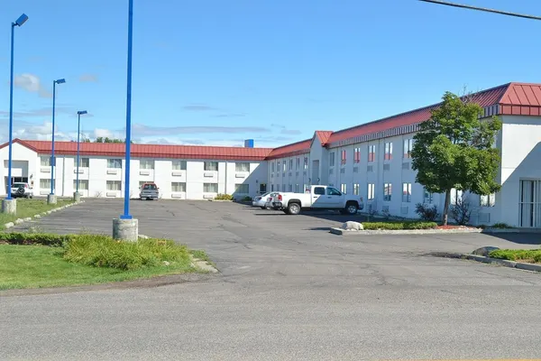 Photo 1 - Motel 6 Billings, MT - North