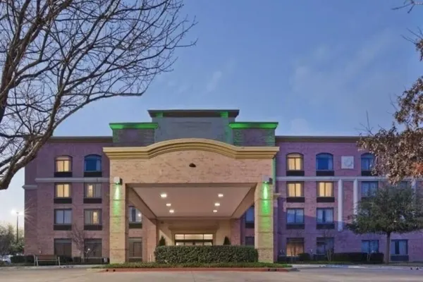 Photo 1 - Pace Hotel Addison