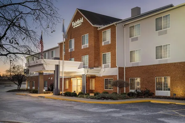 Photo 1 - Fairfield Inn & Suites by Marriott Cincinnati Eastgate