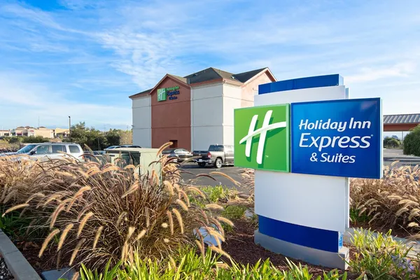 Photo 1 - Holiday Inn Express Suites Watsonville, an IHG Hotel