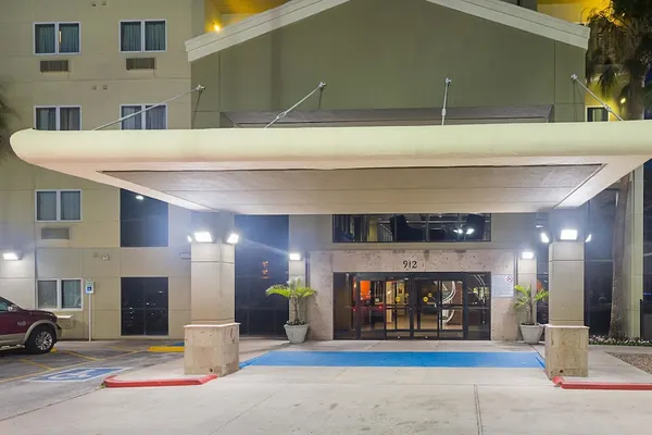 Photo 1 - Comfort Suites Beachside
