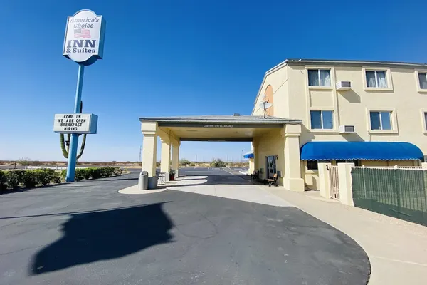 Photo 1 - Americas Choice Inn And Suites